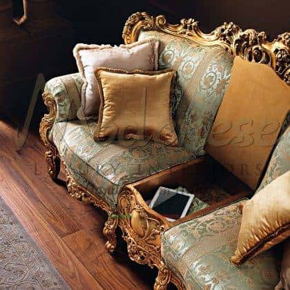 Венецианский 2-х местный диван элитные диваны высокого качества на заказ из италии от производителя большой выбор роскошной ткани полная кастомизация дизайнерские работы над интерьером самые эксклюзивные диваны из италии